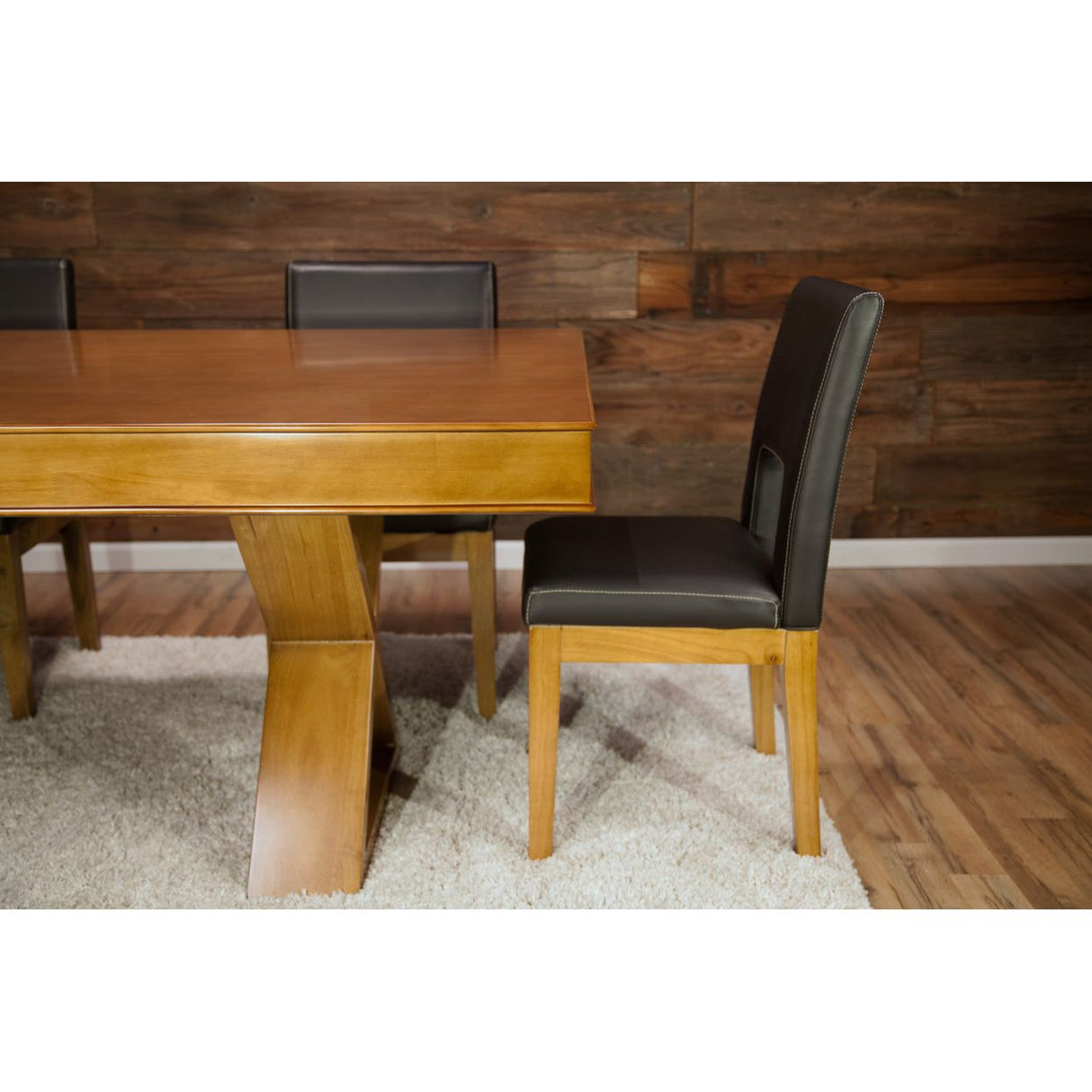 BBO Helmsley Poker Chair