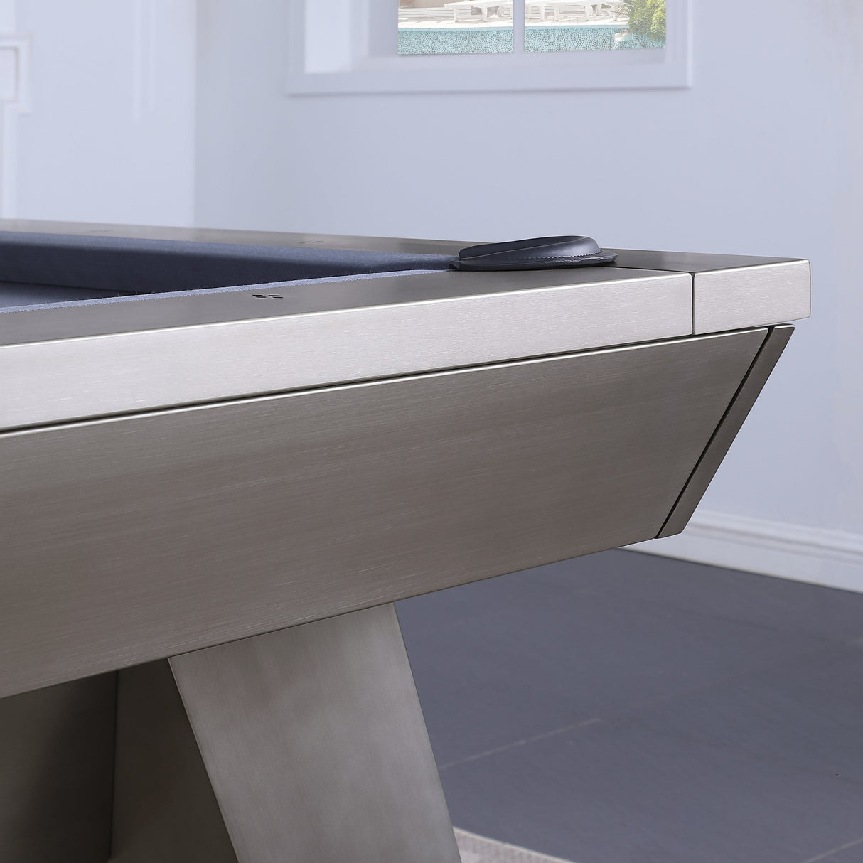 Plank & Hide Lennox 8' Pool Table