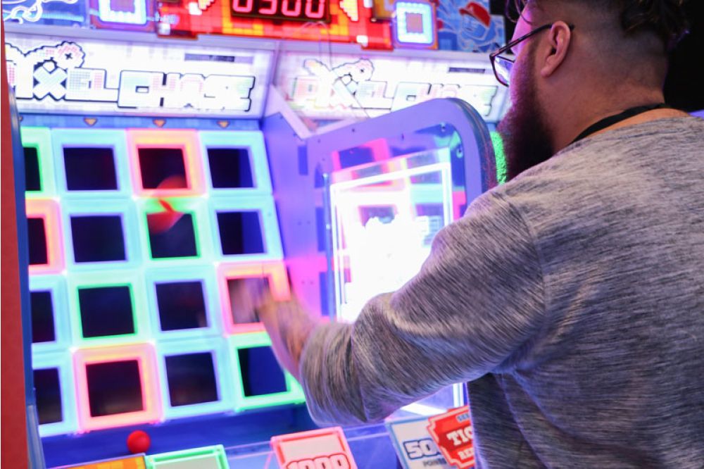 Sega Pixel Chase Arcade Game