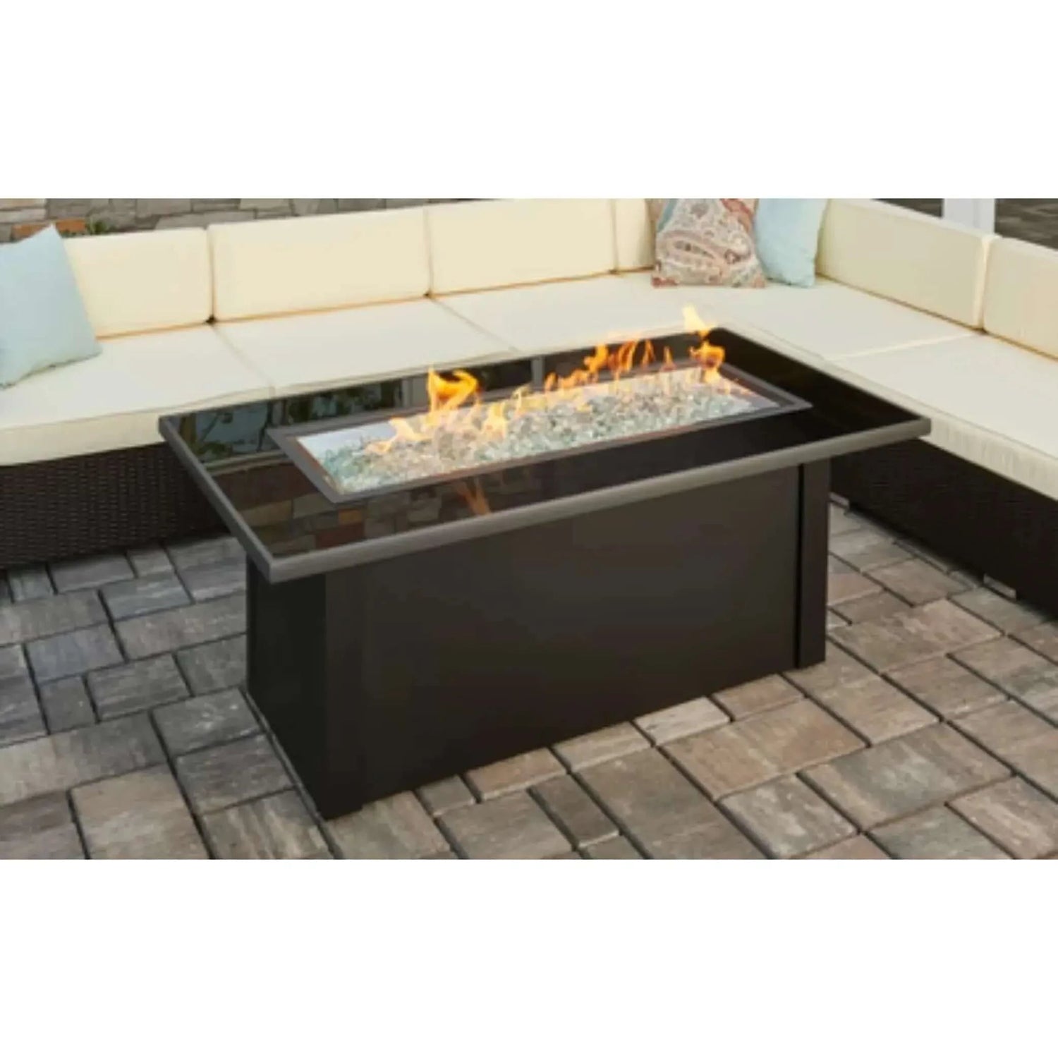 Outdoor Greatroom Monte Carlo Fire Table