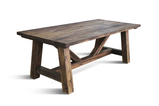 Maxima House SNURR   Dining Table