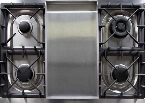 ILVE 36" Majestic II Series Dual Fuel Gas Range with 6 Burners with 3.5 cu. ft. Oven Capacity TFT Oven Control Display - UM096DNS3